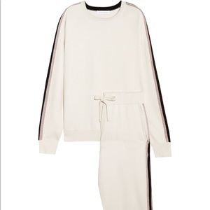 Meet your Posher, Nija